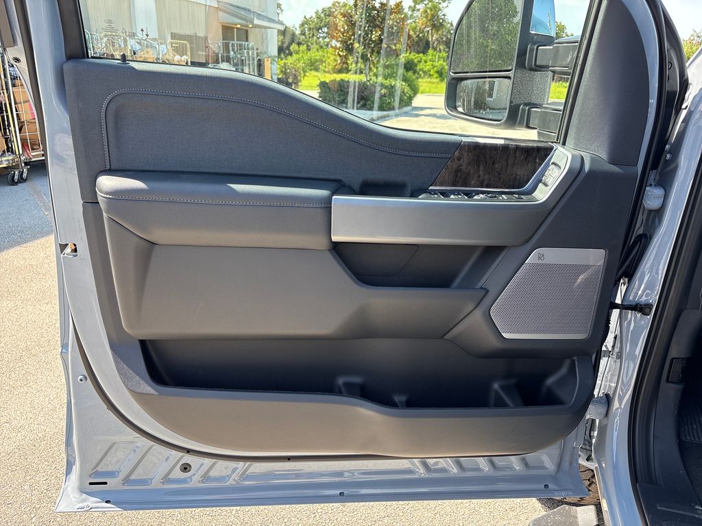 New 2026 Gray Ford Lariat image 27