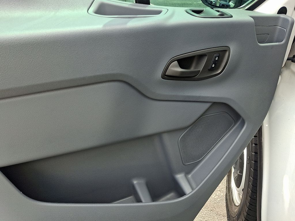 Thumbnail: 2019 Ford Transit Series - 12