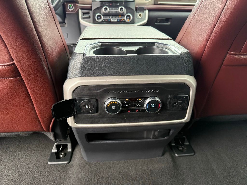 Thumbnail: 2024 Ford Expedition - 24