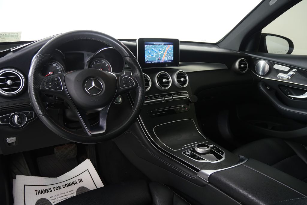 Thumbnail: 2018 Mercedes-Benz GLC - 19