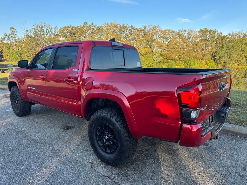 2022 Toyota Tacoma TRD Sport 3