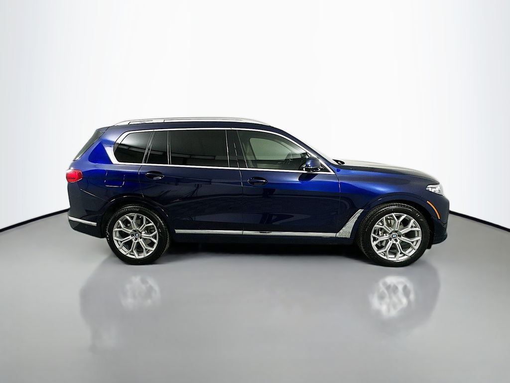 2022 BMW X7 xDrive40i 4