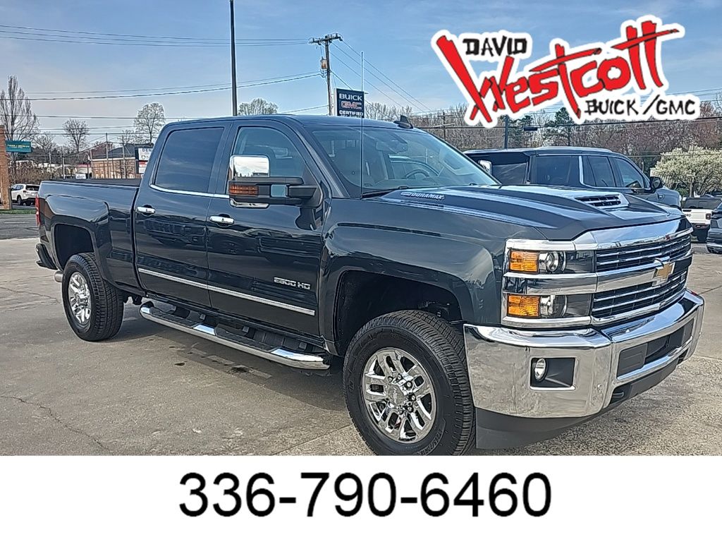 Gray (Graphite Metallic) 2017 Chevrolet Silverado 2500HD LTZ Crew Cab RWD Pickup Truck 4X2 6-Speed Automatic