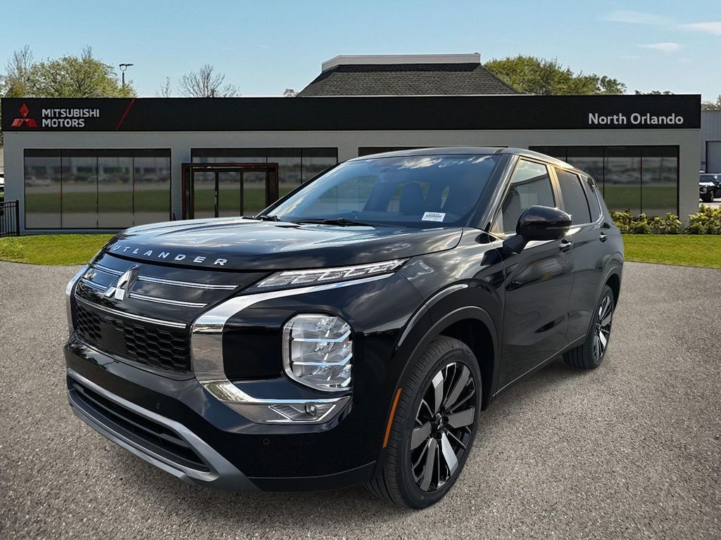 2026 Mitsubishi Outlander SE