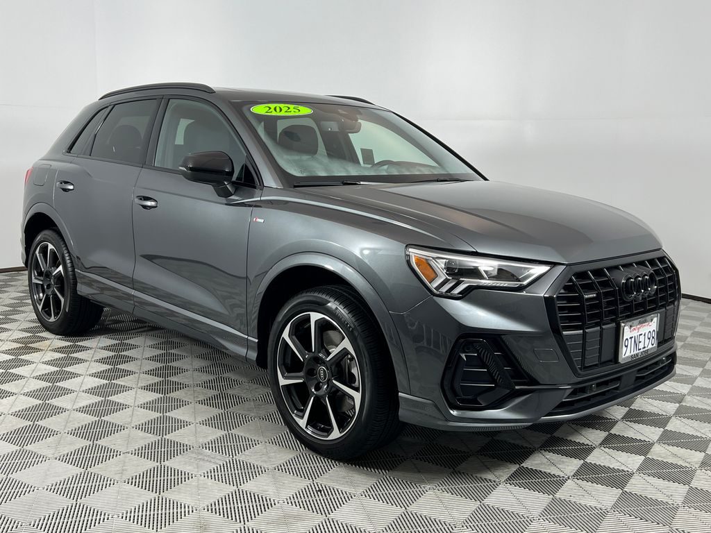 Thumbnail: 2025 Audi Q3 - 7