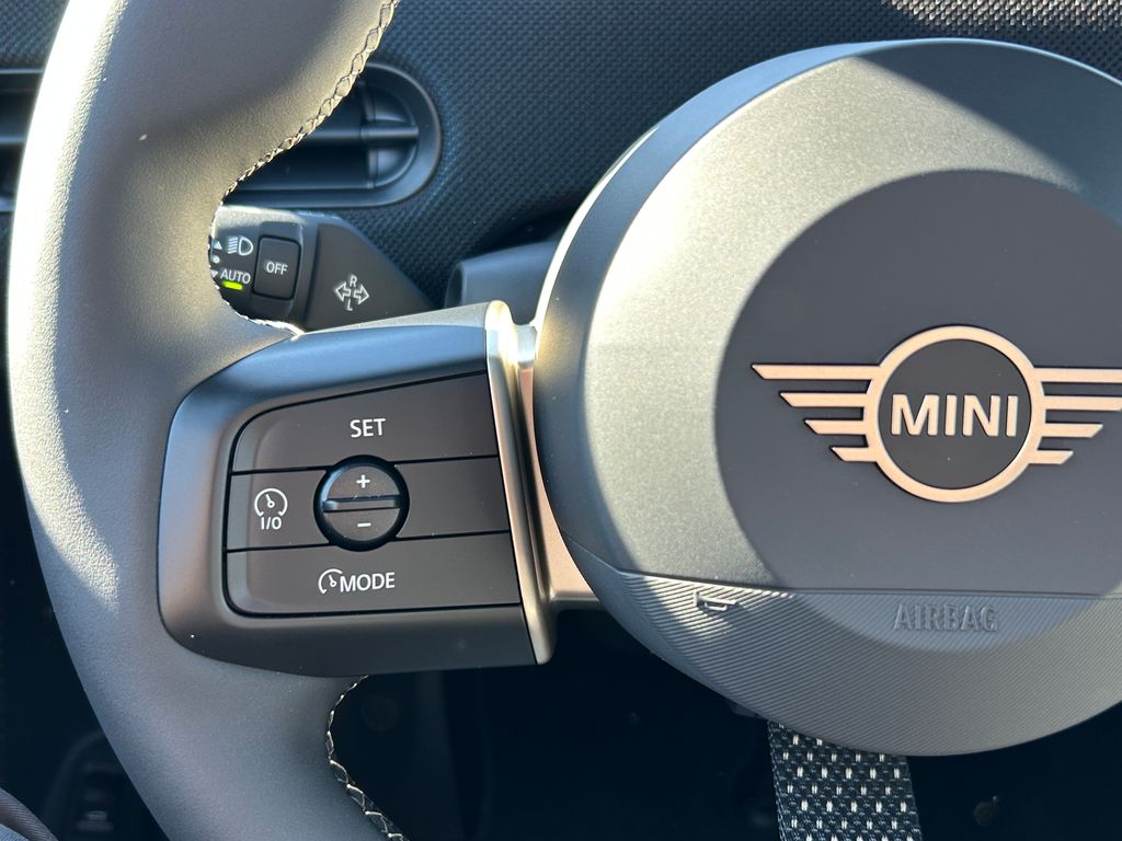 Thumbnail: 2026 MINI Cooper - 19