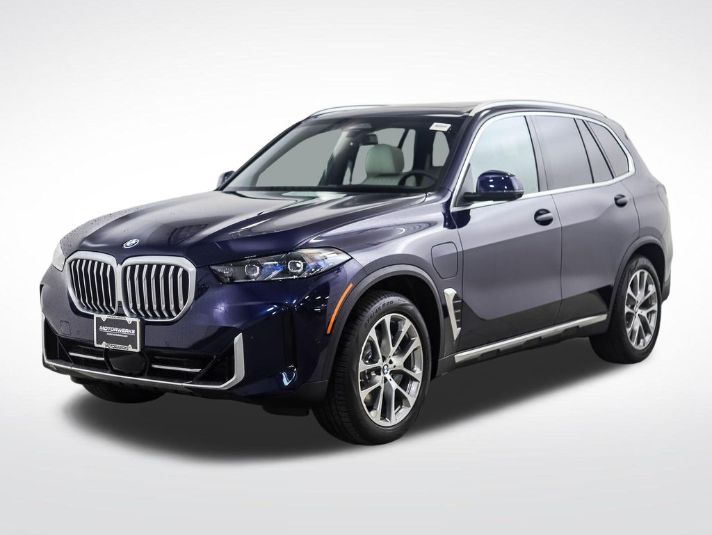 Thumbnail: 2026 BMW X5 - 1