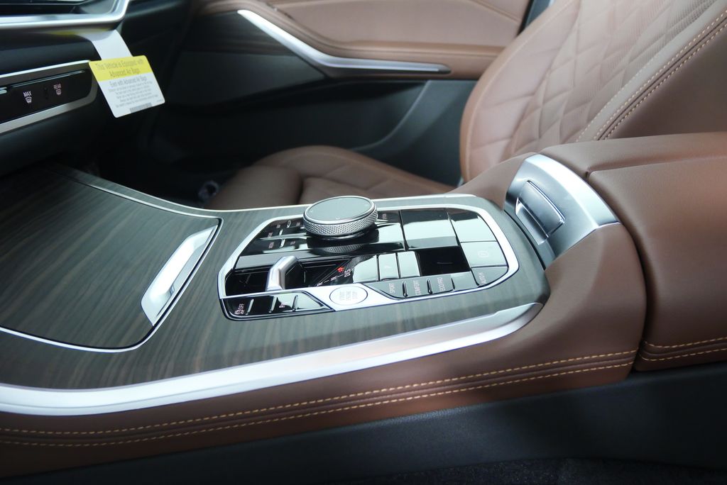 Thumbnail: 2026 BMW X5 - 22