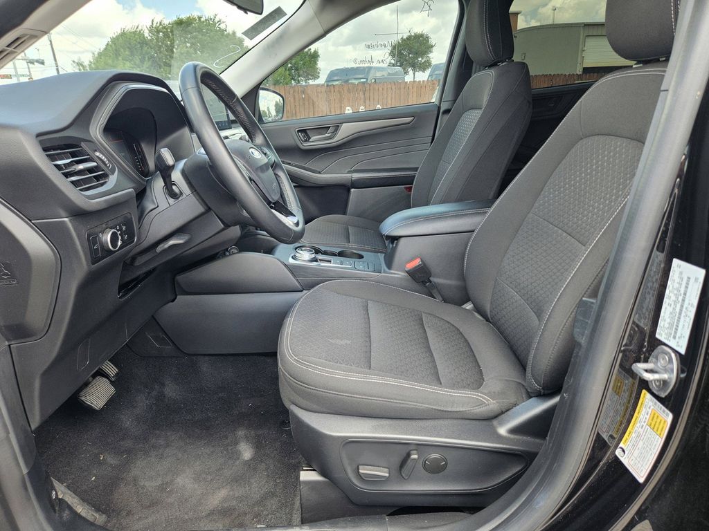 Used Car 2024 Ford Escape  Active For Sale Under $25,000 In San Marcos, Texas