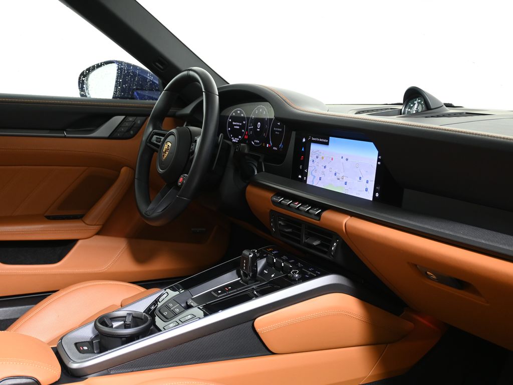 Thumbnail: 2025 Porsche 911 - 10