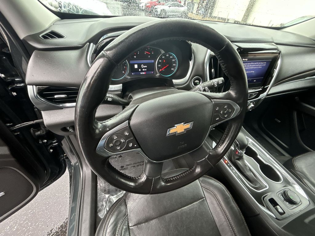 Thumbnail: 2020 Chevrolet Traverse - 14