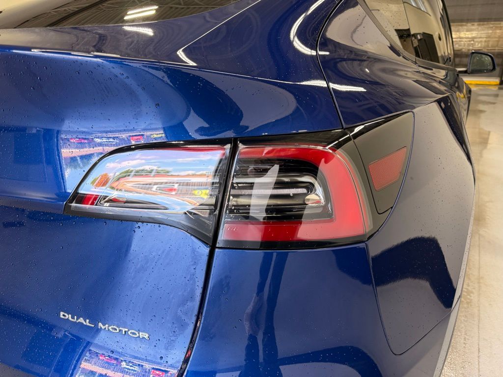 Thumbnail: 2023 Tesla Model Y - 5