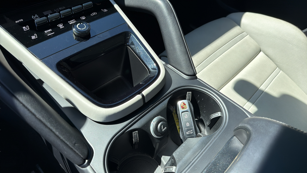 2024 Porsche Cayenne