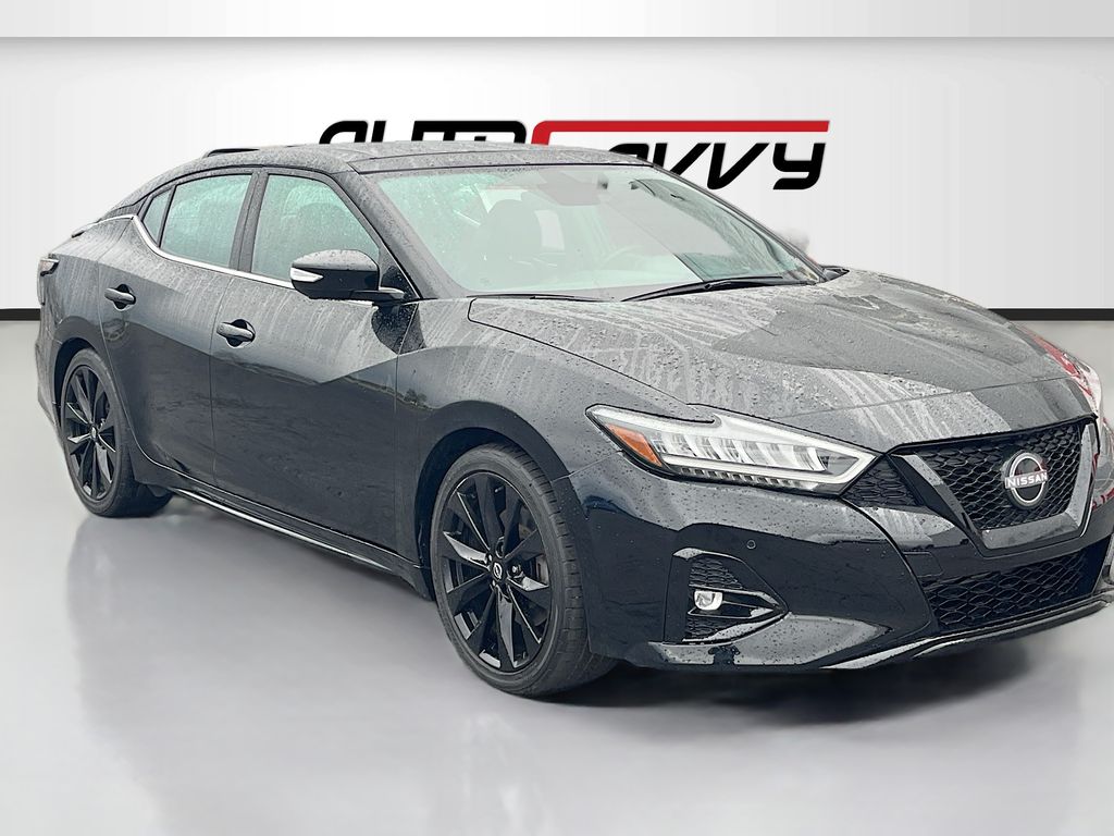 2023 Nissan Maxima SR's photo