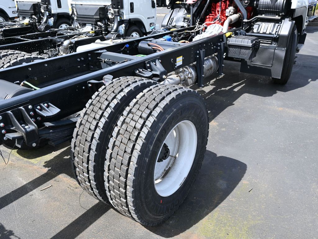 2025 Isuzu FTR 