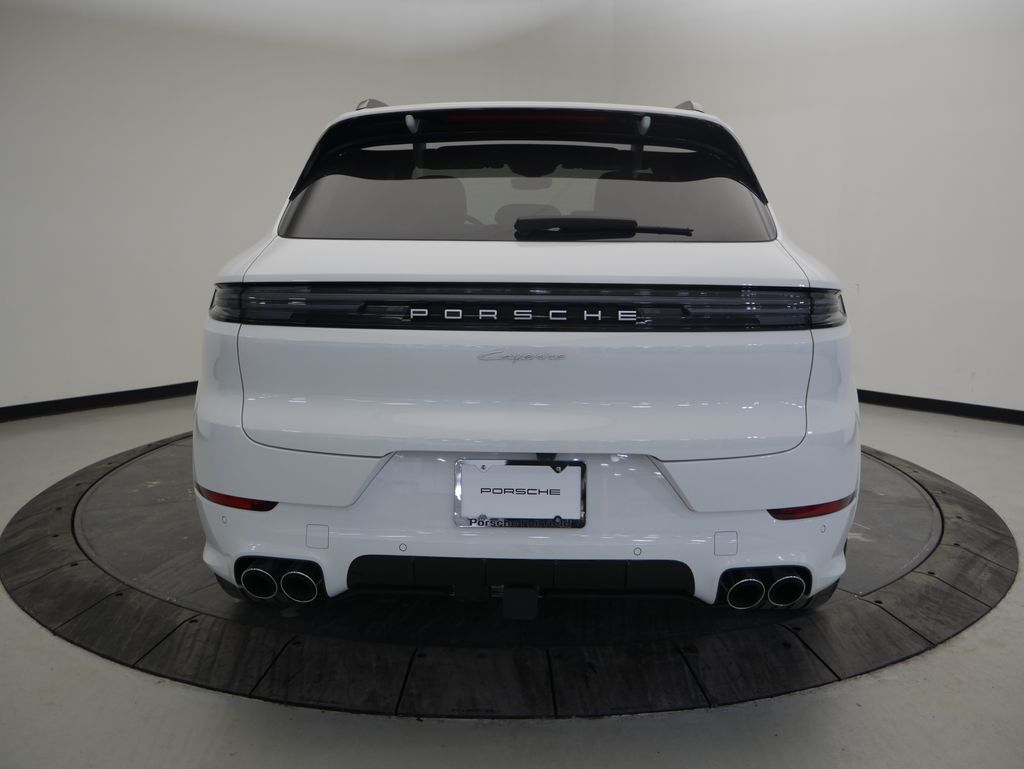 Thumbnail: 2026 Porsche Cayenne - 6