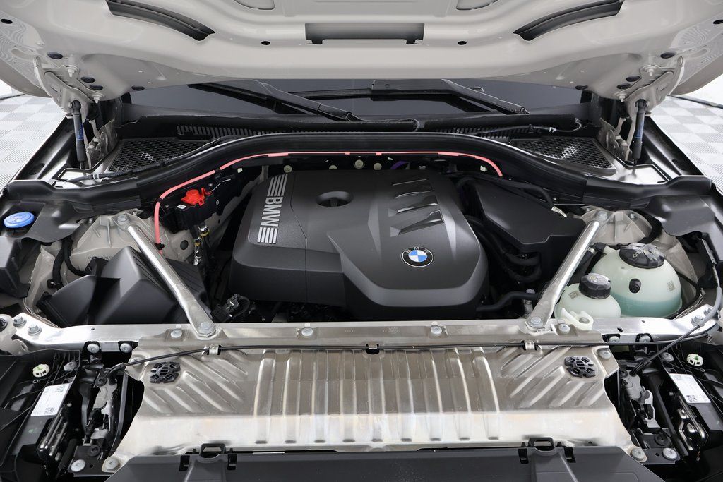 Thumbnail: 2025 BMW X3 - 9