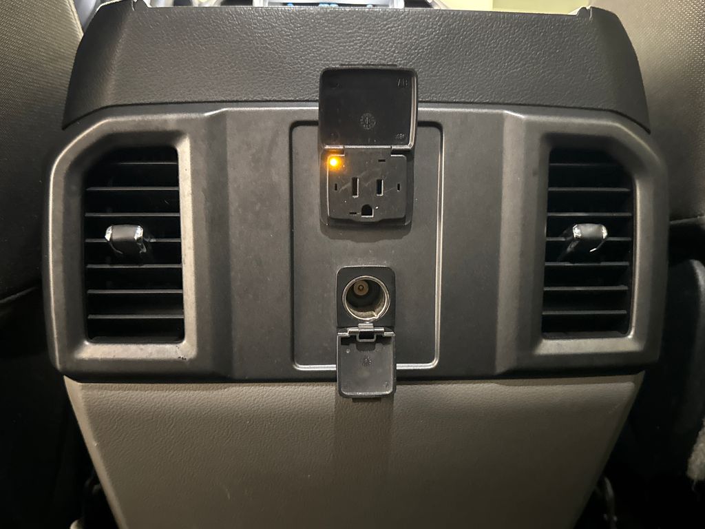 Used 2016 Brown Ford XLT image 32