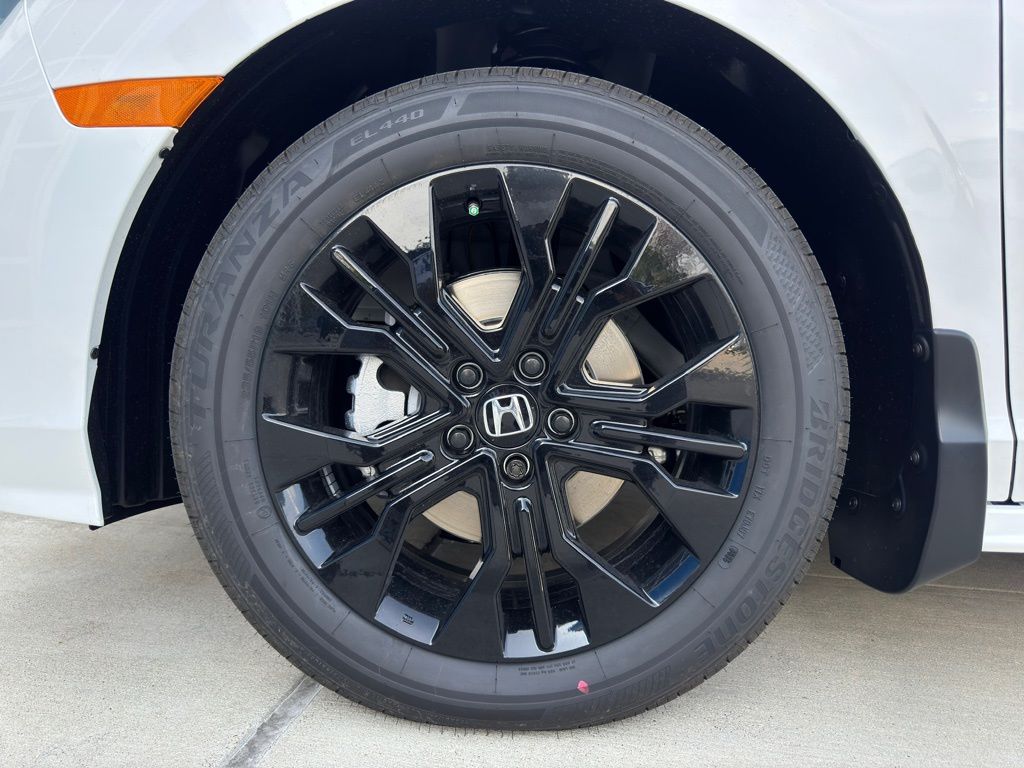 2026 Honda Odyssey Sport-L White at Community Honda