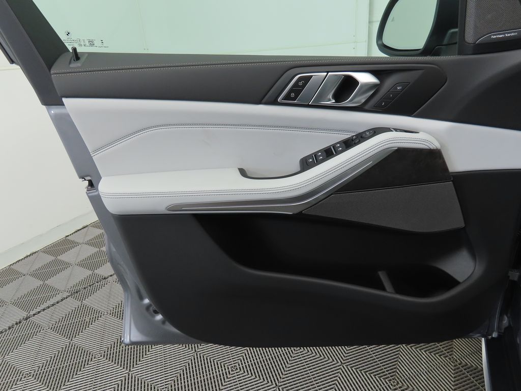 Thumbnail: 2026 BMW X5 - 24