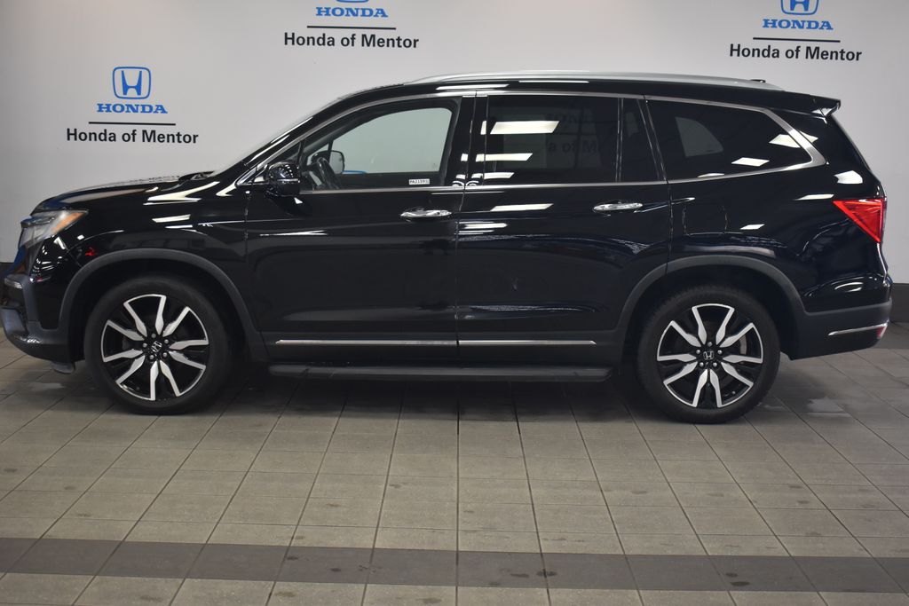 Thumbnail: 2019 Honda Pilot - 2
