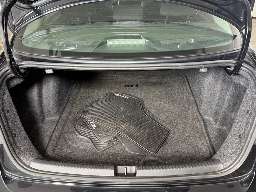 Used 2015 Black Volkswagen 2.0L S image 8