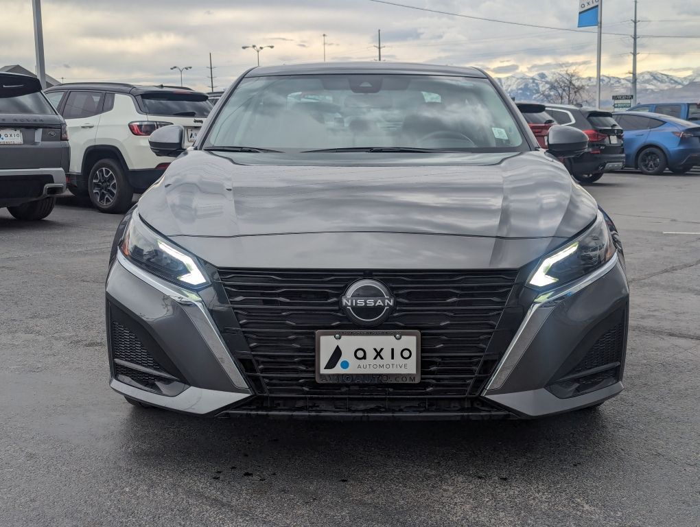 2023 Nissan Altima 2.5 SL 12