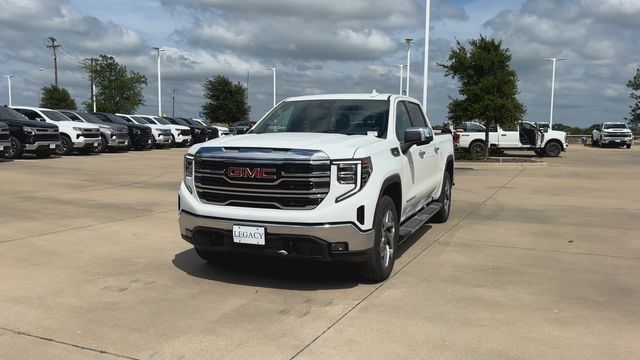 New 2026 White GMC SLT image 4
