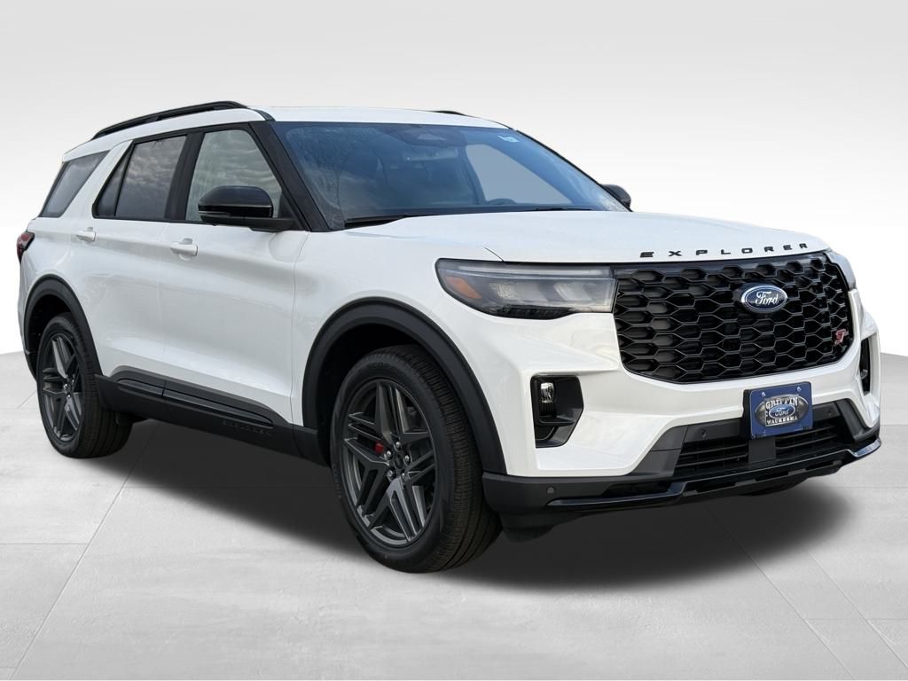 2026 Ford Explorer ST - Photo 9