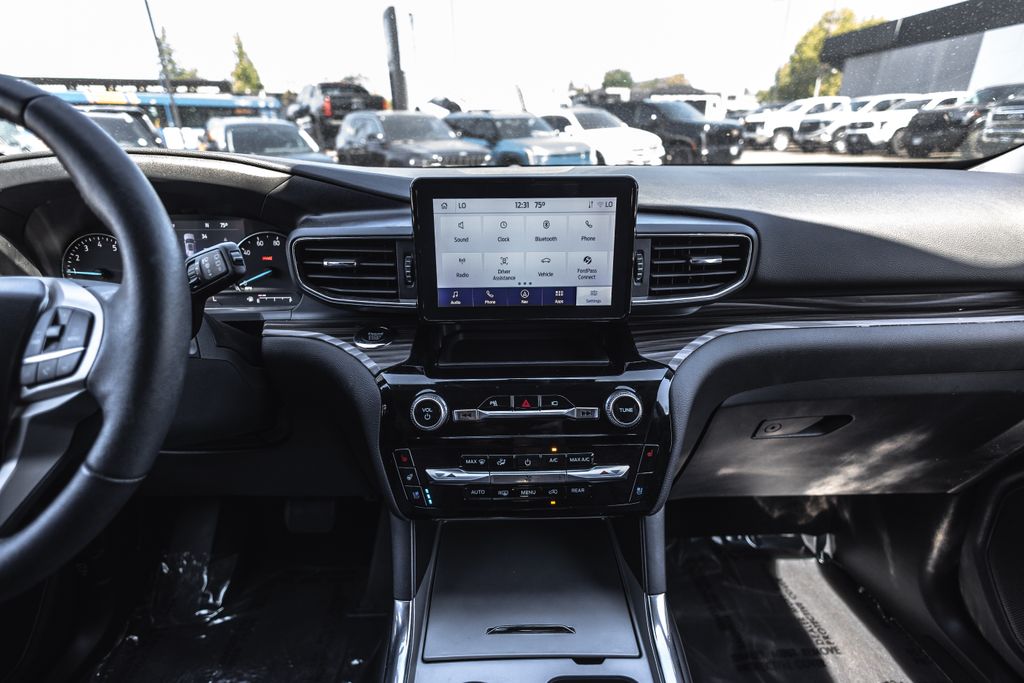 2022 Ford Explorer Limited thumbnail 24