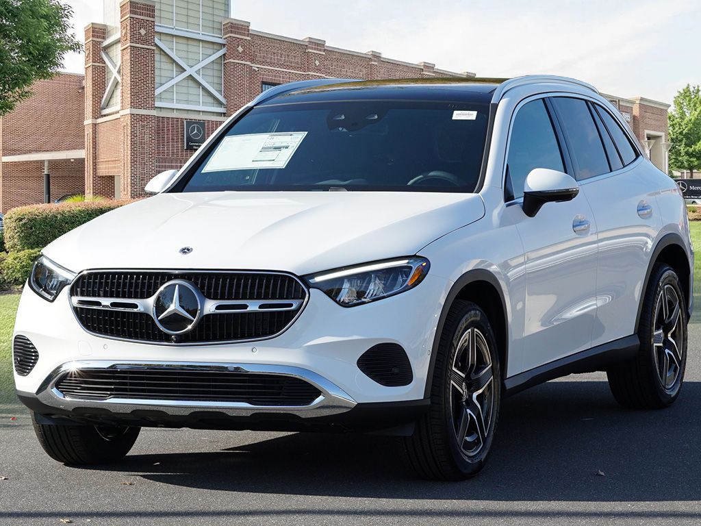 Thumbnail: 2026 Mercedes-Benz GLC - 4