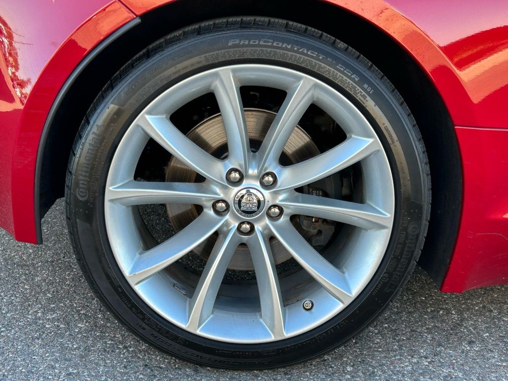 Used 2014  Jaguar S image 61