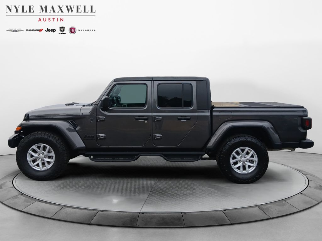 Used Car 2023 Jeep Gladiator  Sport For Sale Under $30,000 In Austin, Texas