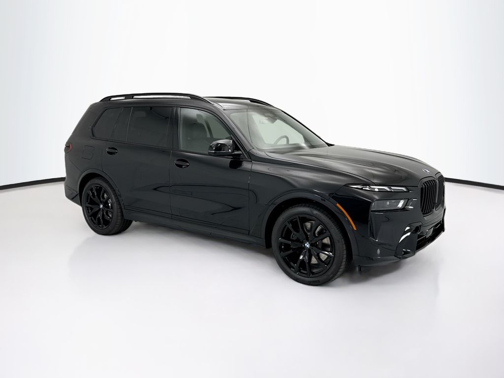 Thumbnail: 2027 BMW X7 - 3