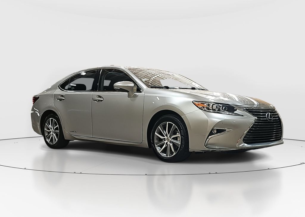 Used 2018 Lexus ES Sedan