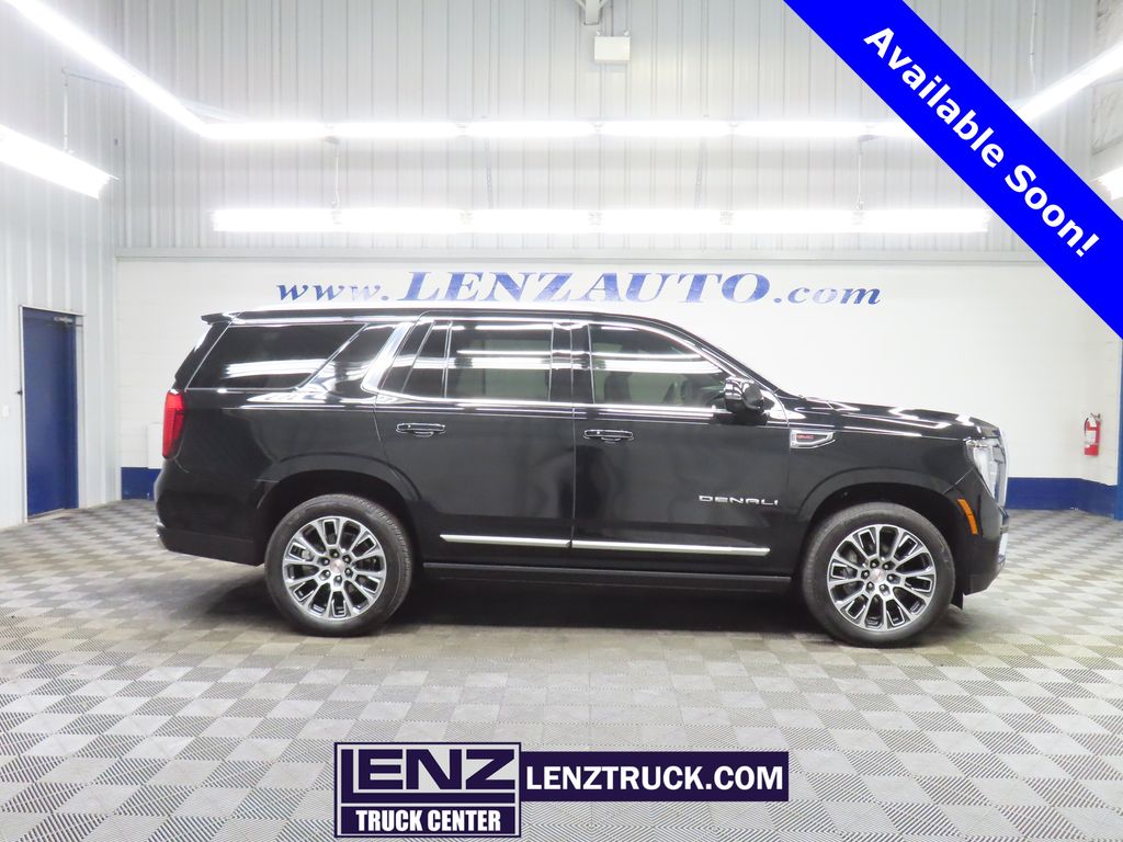 2025 GMC Yukon Denali 4WD