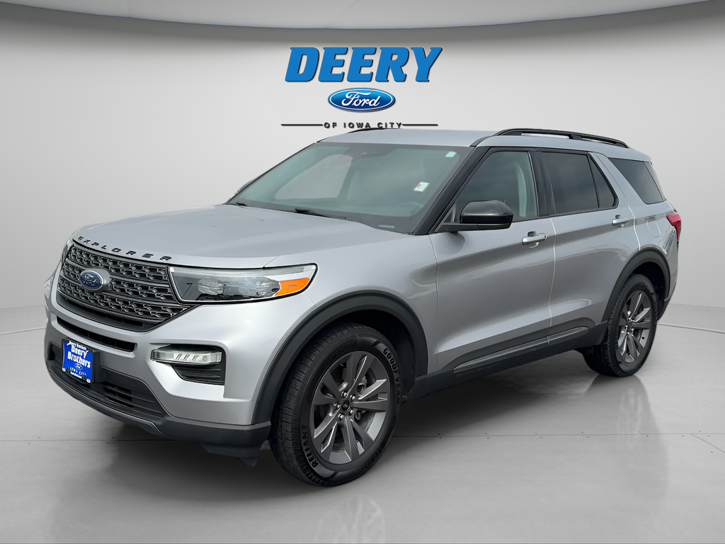 Iconic Silver Metallic 2022 Ford Explorer XLT AWD SUV / Crossover All-Wheel Drive 10-Speed Automatic