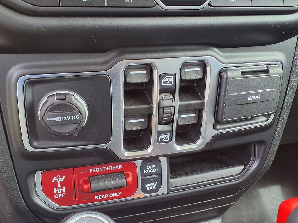 Used 2023 Jeep Wrangler SUV