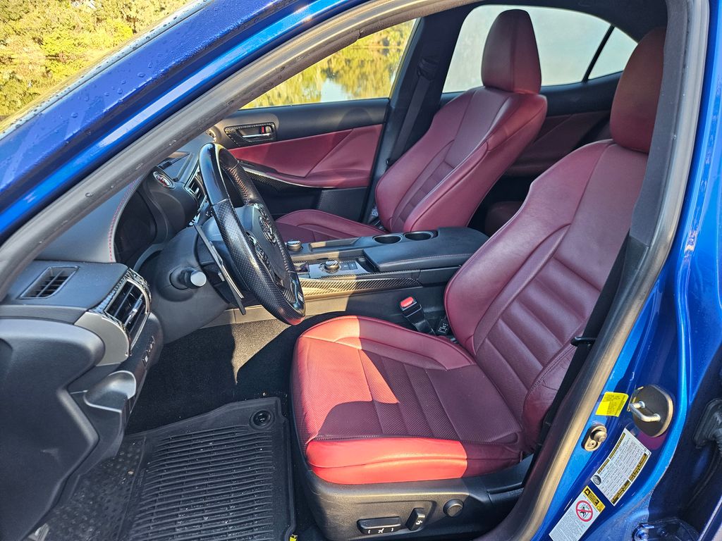 Thumbnail: 2016 Lexus IS - 13