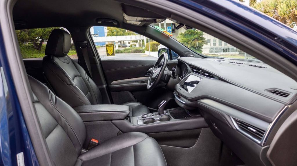 Used 2021 Cadillac XT4 Premium Luxury 4D Sport Utility