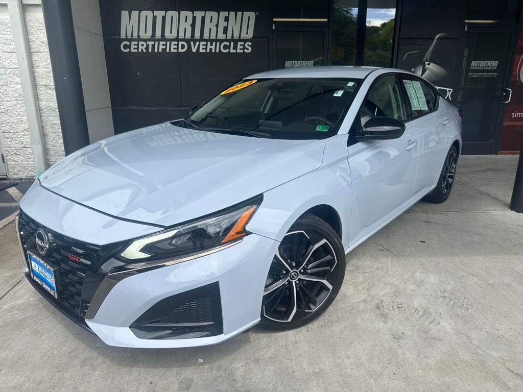 2023 Nissan Altima 2.5 SR