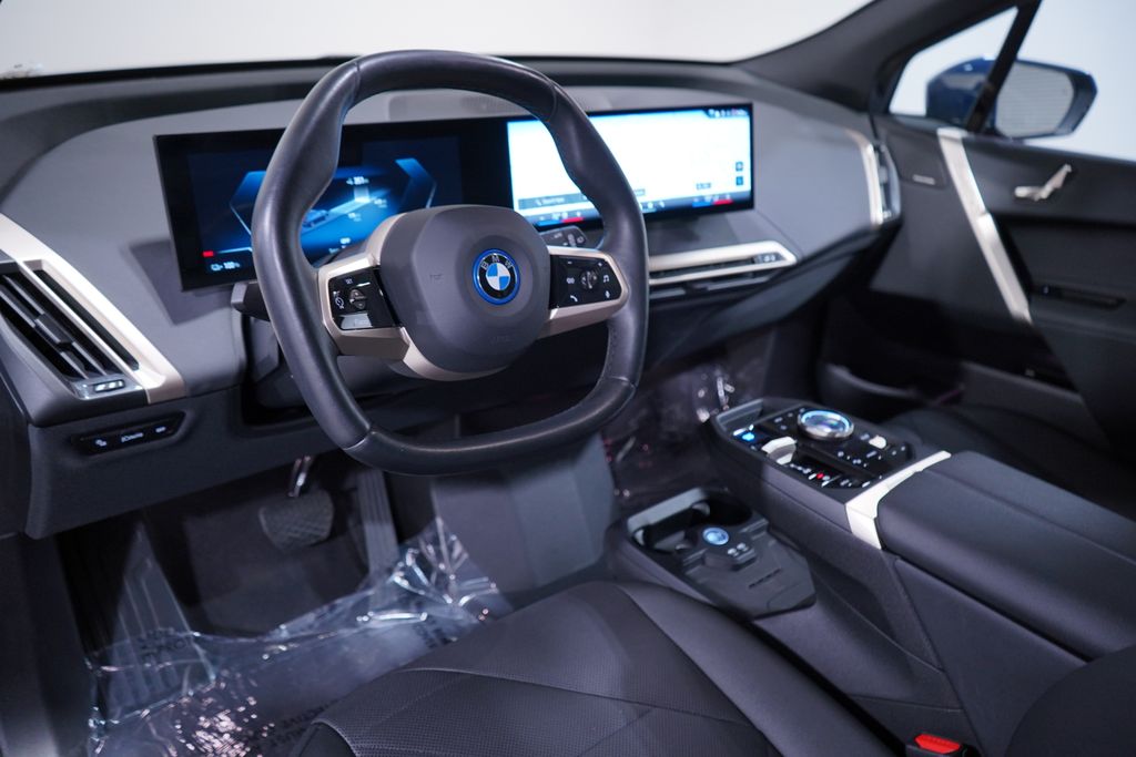 Thumbnail: 2024 BMW iX - 6