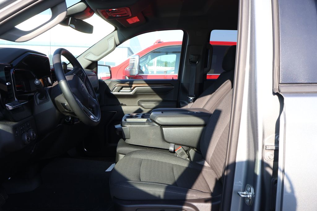 Thumbnail: 2024 Chevrolet Silverado 1500 - 13