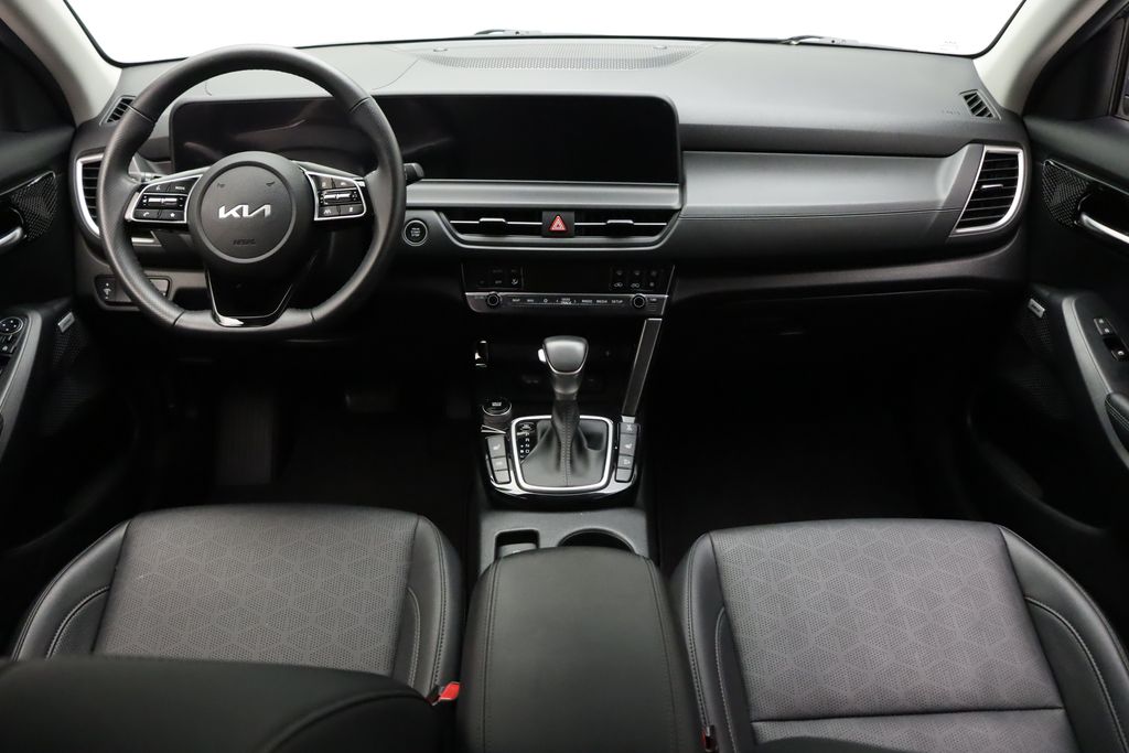 Thumbnail: 2024 Kia Seltos - 24