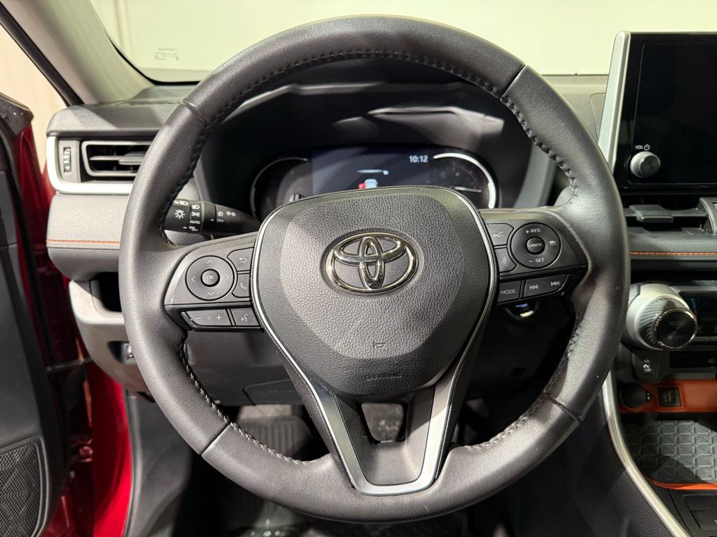 Thumbnail: 2024 Toyota RAV4 - 22