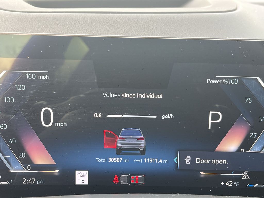 Thumbnail: 2024 BMW X7 - 15