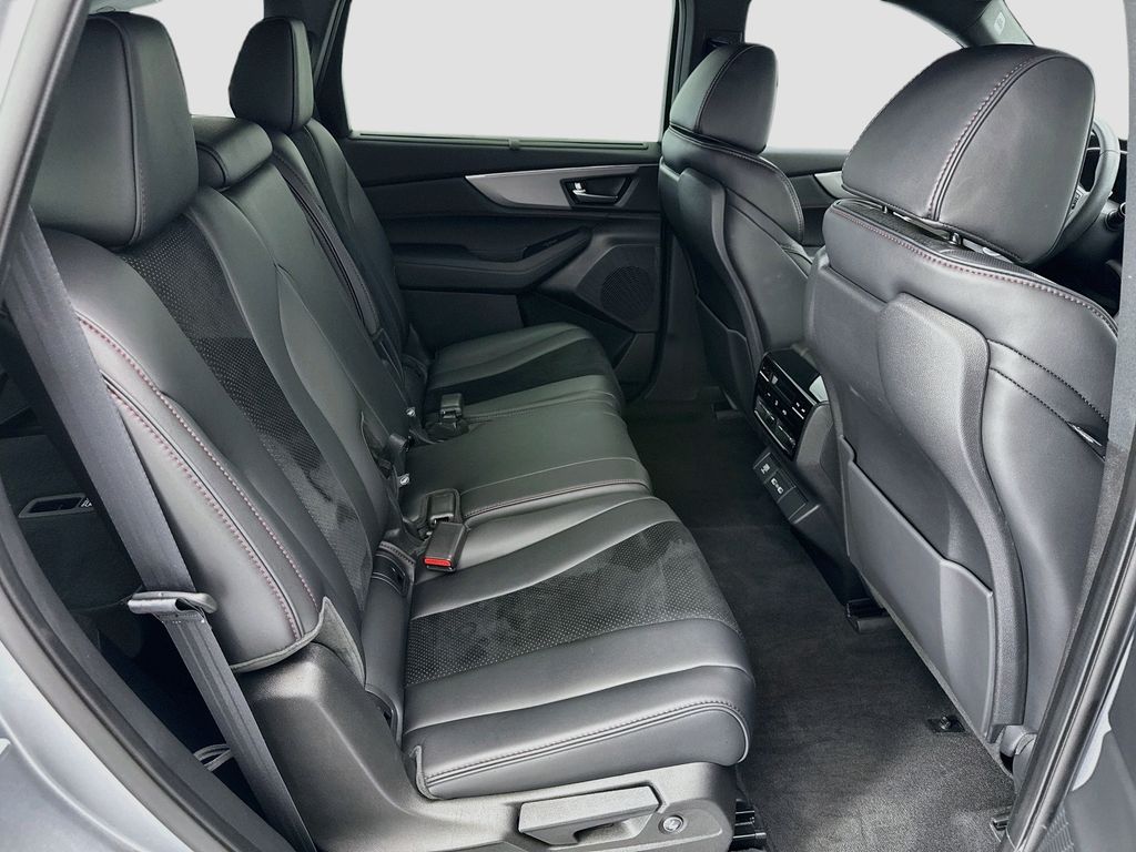 Thumbnail: 2023 Acura MDX - 22
