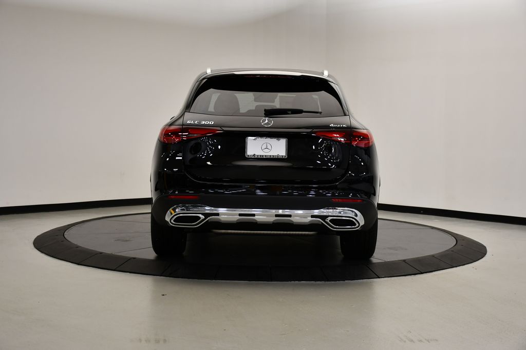 2025 Mercedes-Benz GLC 300 4