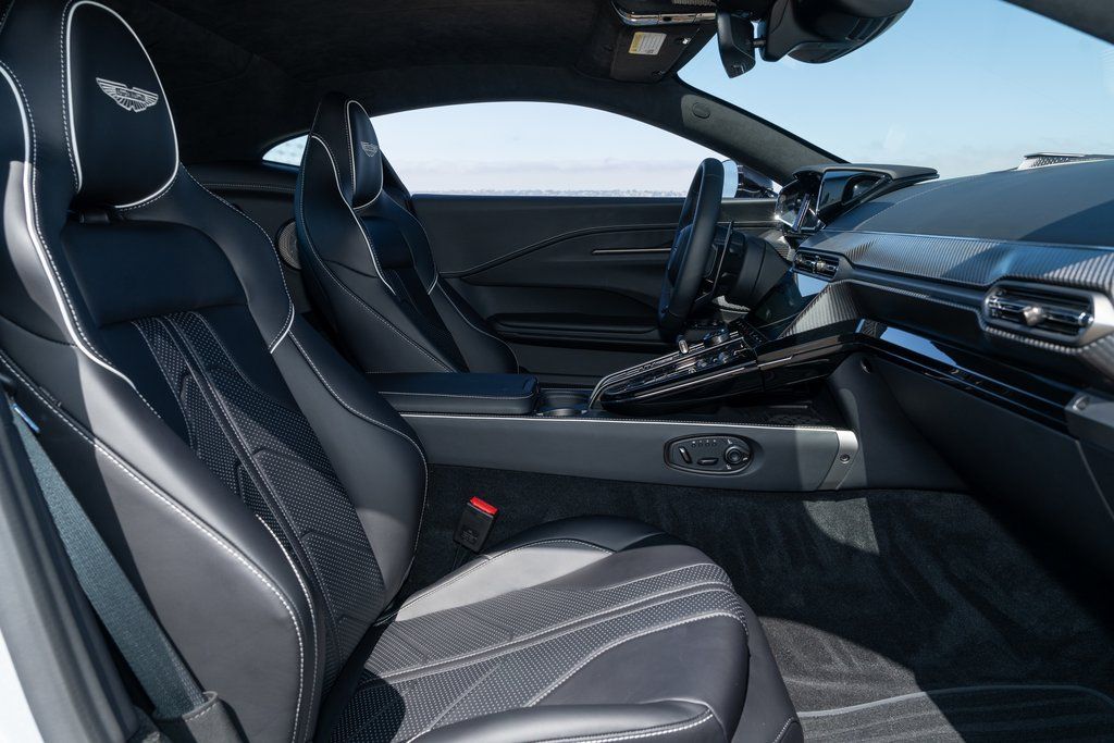 2026 Aston Martin Vantage Base - Photo 21