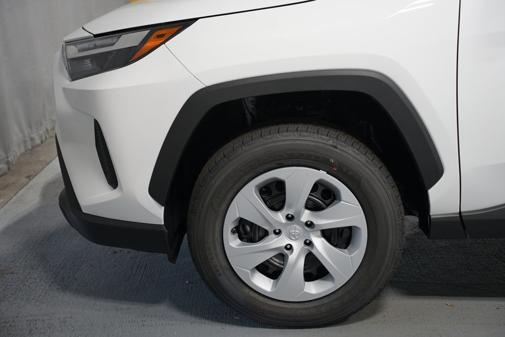 Thumbnail: 2025 Toyota RAV4 - 5